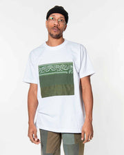 Overlord Upcycling Vintage | White T-shirts With Patch Military and Olive Bandana